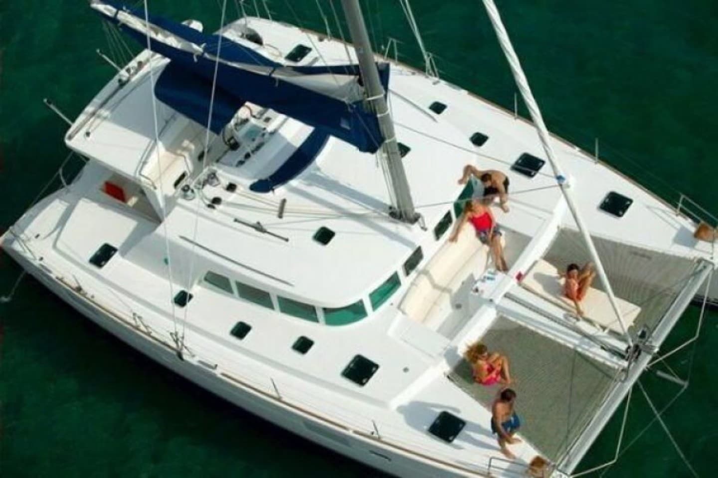 Catamaran lagoon 440 PUPA MIA photo 4