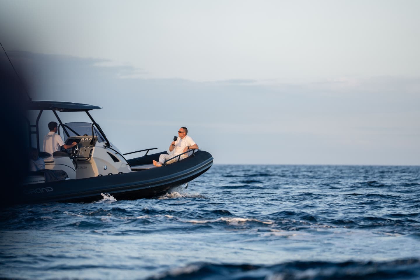 Grand 850 Rhib - Luxury Charter in Kalkara photo 10