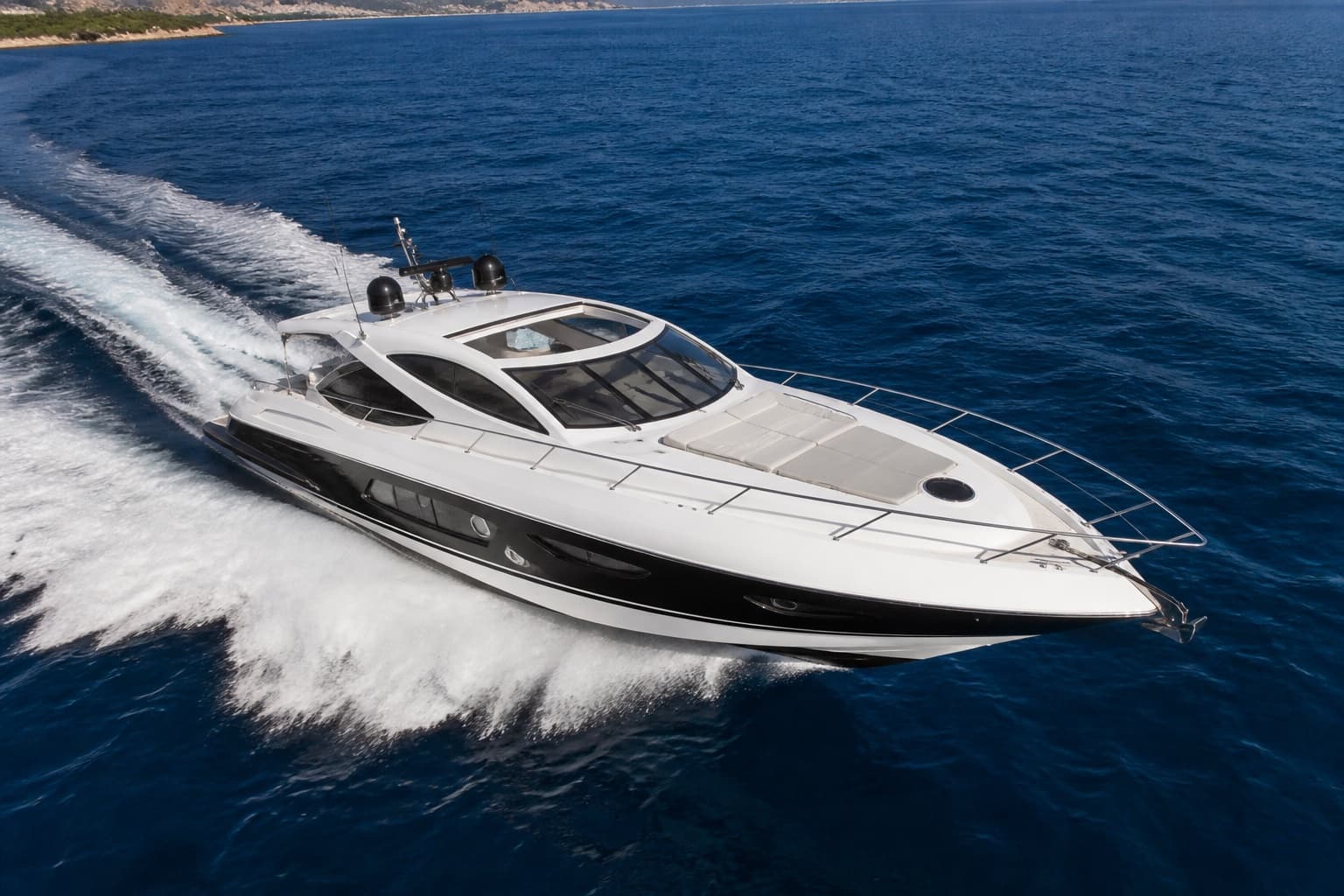 Seabird 32 · day charter