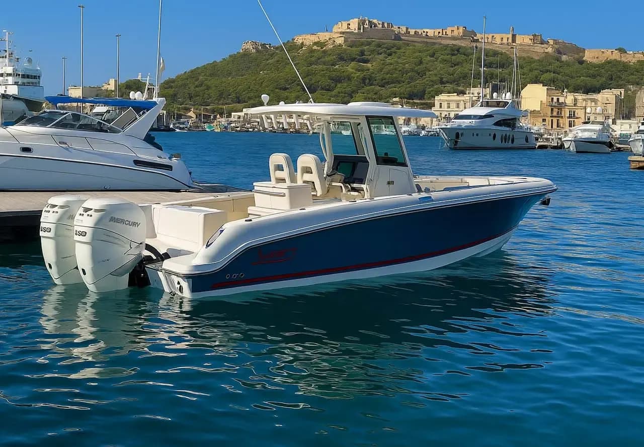 Boston Whaler 330 Outrage